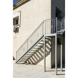 Palier d'escalier en fer forgé avec barreau réf. GD59/2