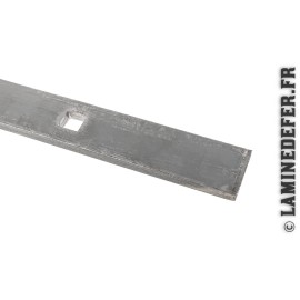 fer plat acier perforé 40 x 8 mm pour barreau carré 16 mm - ref. 17041