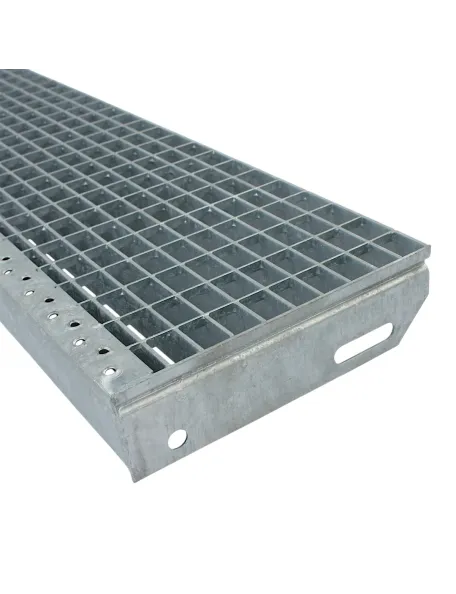 Marche caillebotis 800x250 mm - maille 19/30 - BP 30x3 - DESTOCKAGE